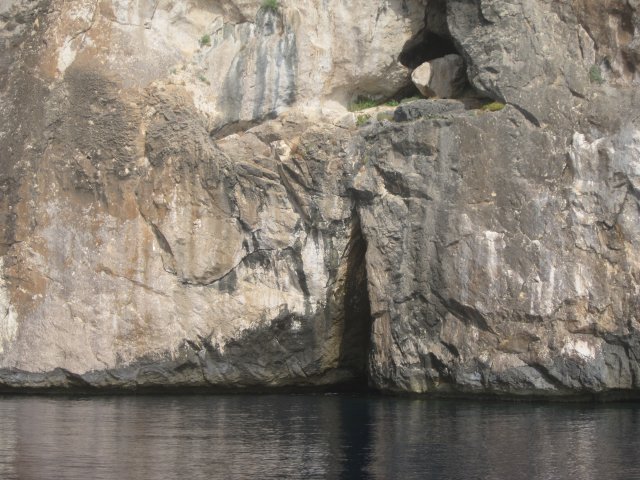 Site Occhio di Dio à Tavolara (l'oeil de Dieu)